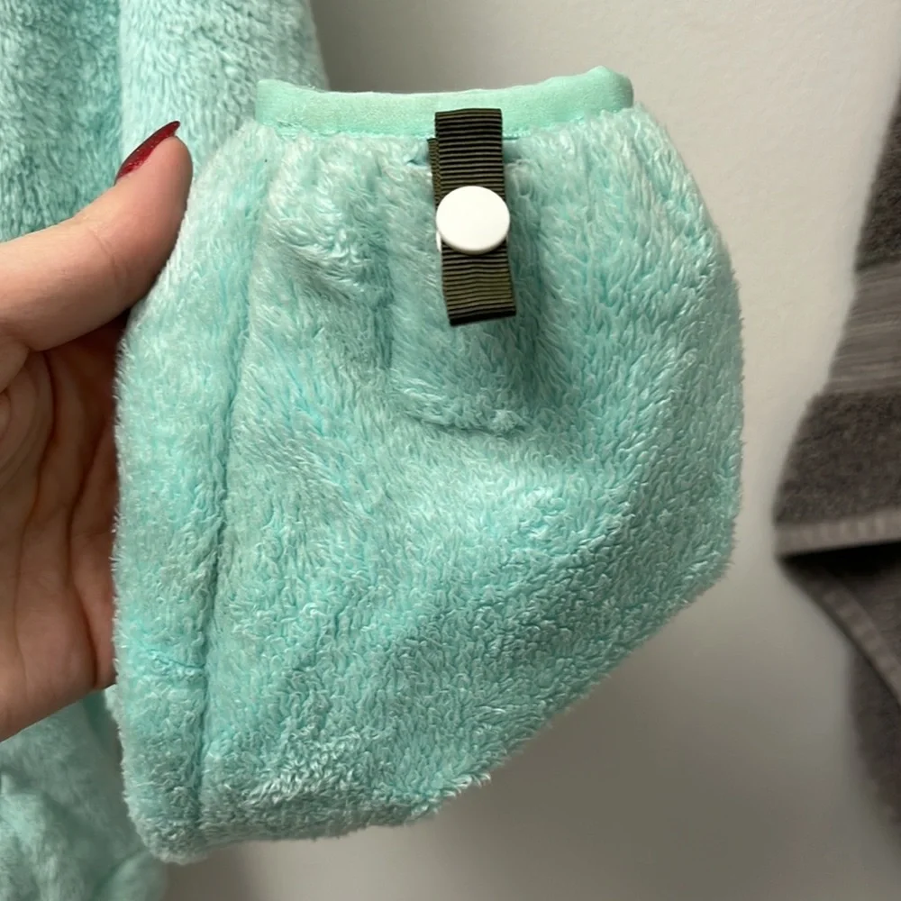 The North Face Fleece Jacket - Picture 5 of 10